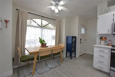 2022 Hatteras Point Lakeland FL 33813