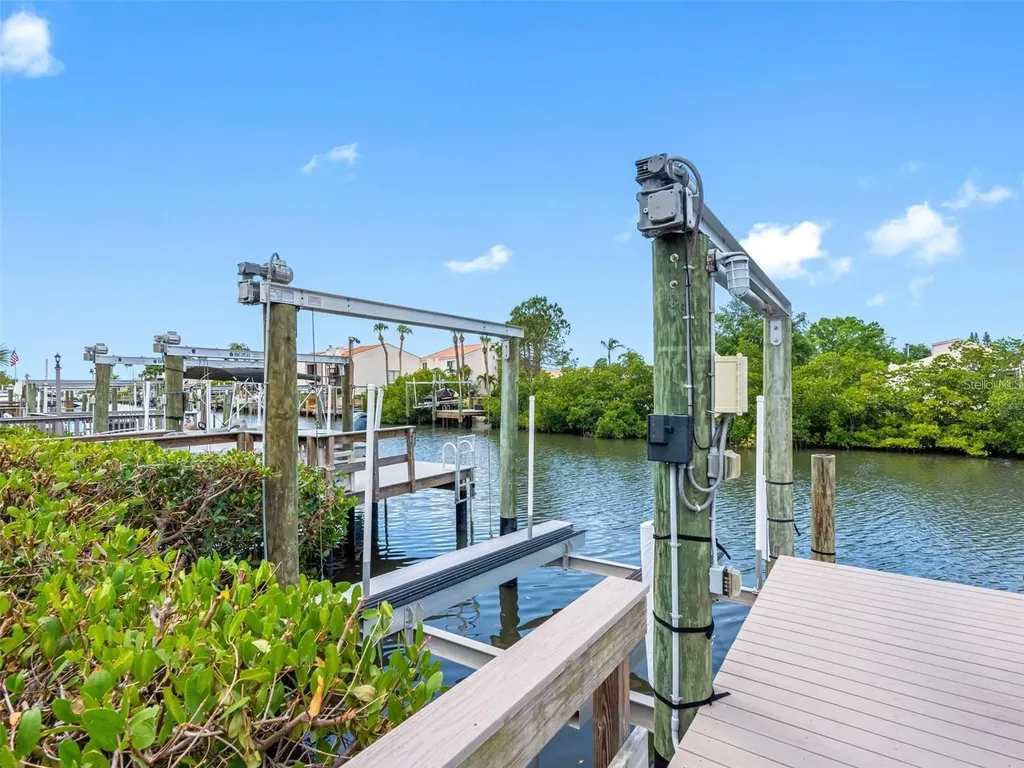 4306 Sunray Court Tampa FL 33615
