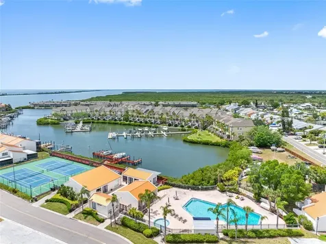 4306 Sunray Court Tampa FL 33615