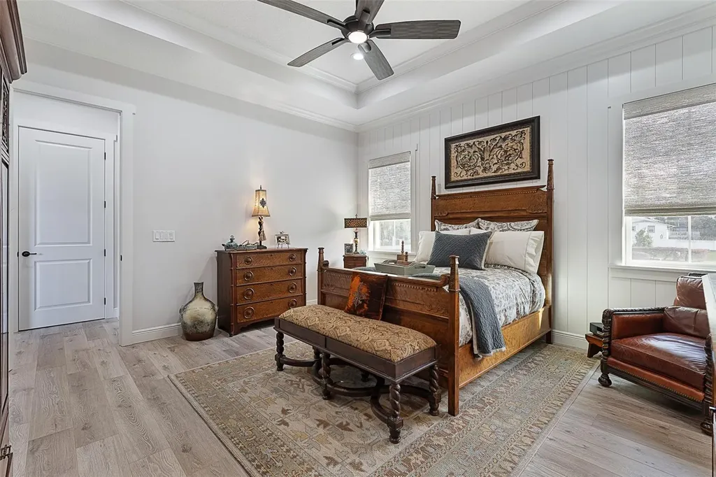 622 W 11th Avenue Mount Dora FL 32757