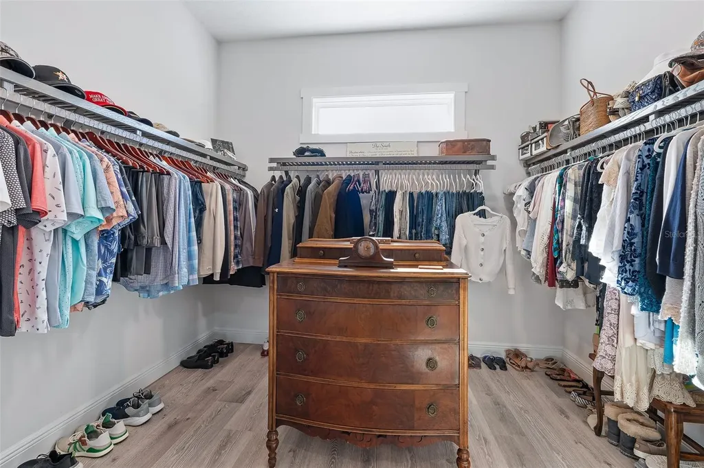 622 W 11th Avenue Mount Dora FL 32757