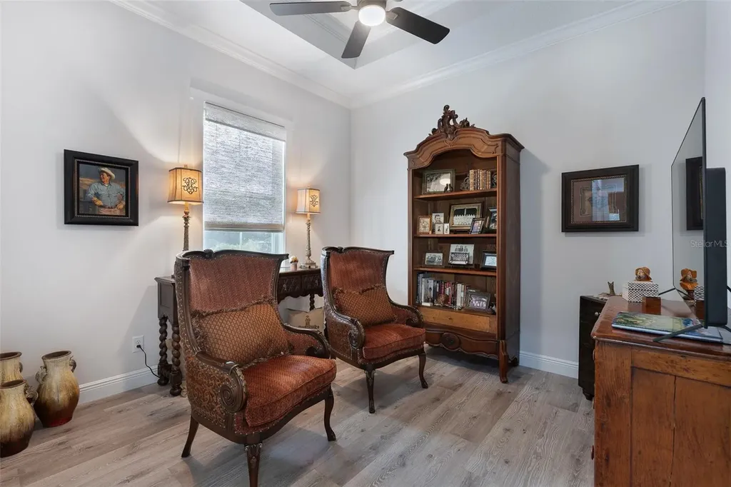 622 W 11th Avenue Mount Dora FL 32757