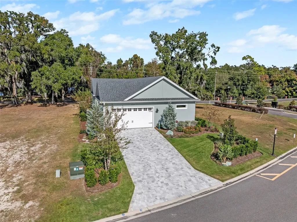 622 W 11th Avenue Mount Dora FL 32757