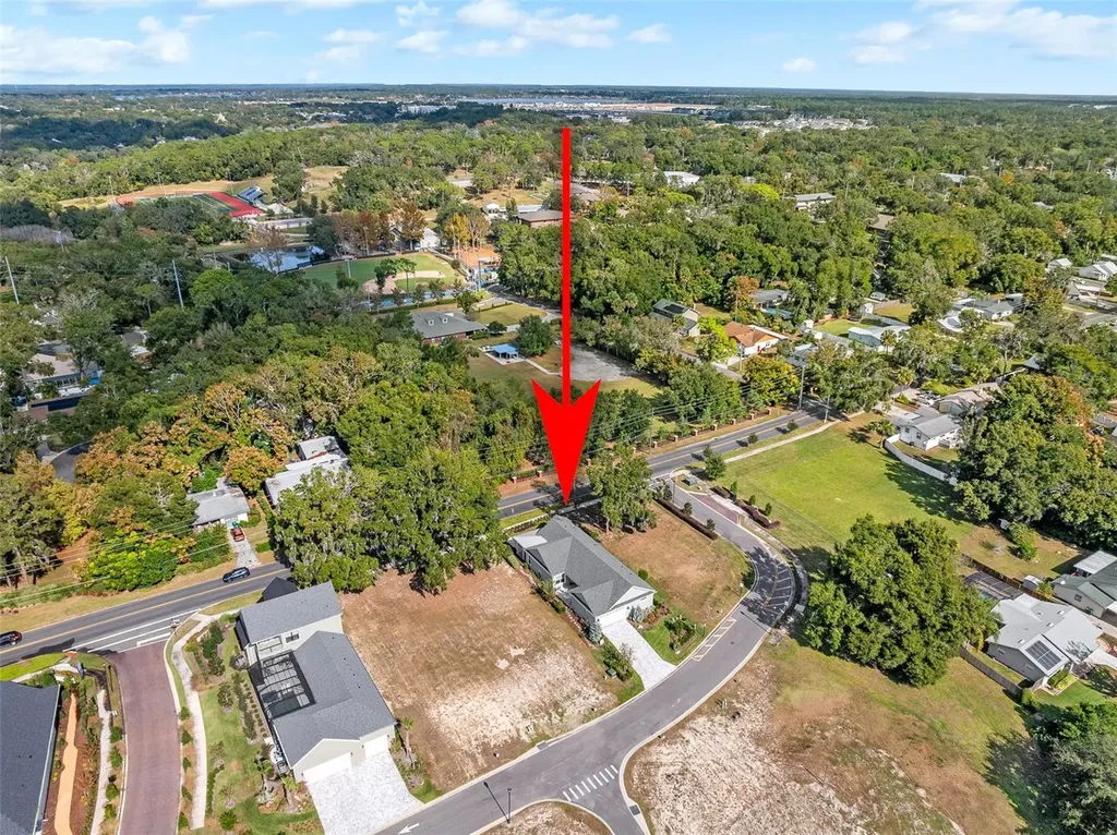 622 W 11th Avenue Mount Dora FL 32757