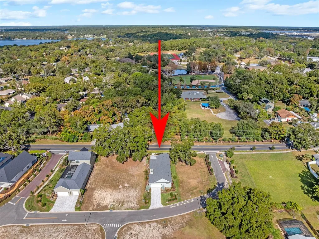 622 W 11th Avenue Mount Dora FL 32757
