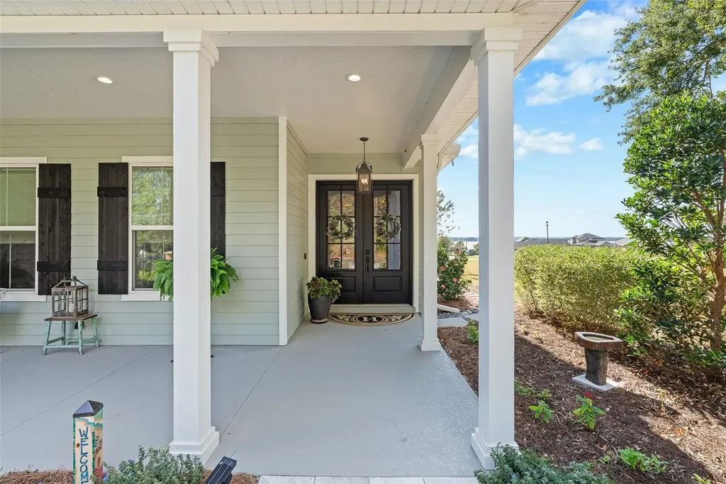 622 W 11th Avenue Mount Dora FL 32757