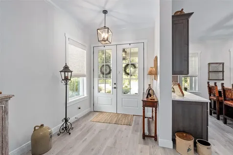 622 W 11th Avenue Mount Dora FL 32757