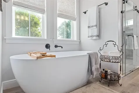 622 W 11th Avenue Mount Dora FL 32757