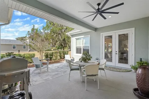 622 W 11th Avenue Mount Dora FL 32757