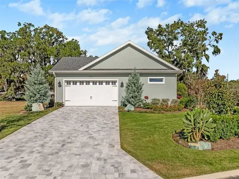 622 W 11th Avenue Mount Dora FL 32757
