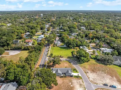 622 W 11th Avenue Mount Dora FL 32757