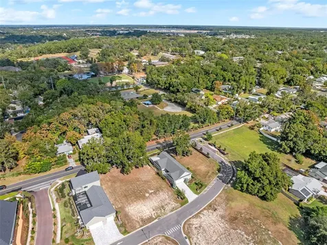 622 W 11th Avenue Mount Dora FL 32757