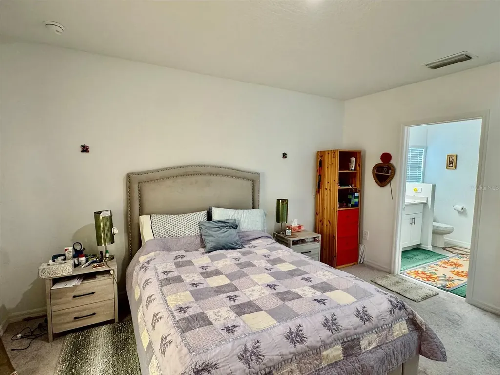 993 Calico Pointe Circle Groveland FL 34736