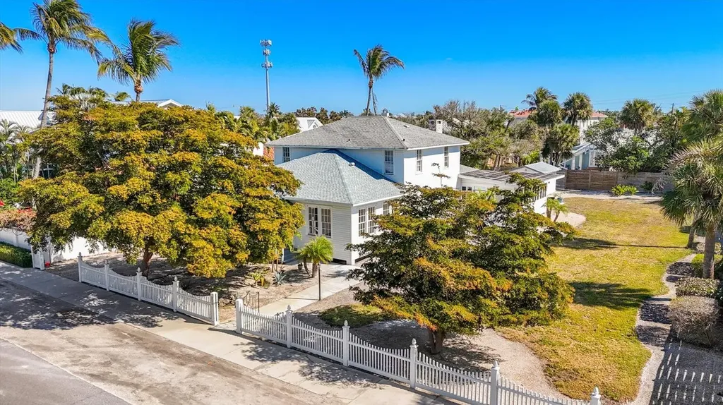 260 Gilchrist Avenue Boca Grande FL 33921