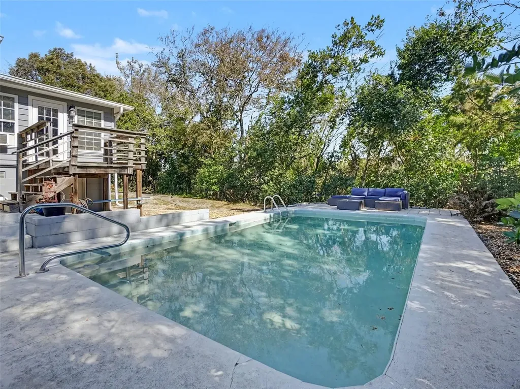 1630 Crestview Drive Mount Dora FL 32757