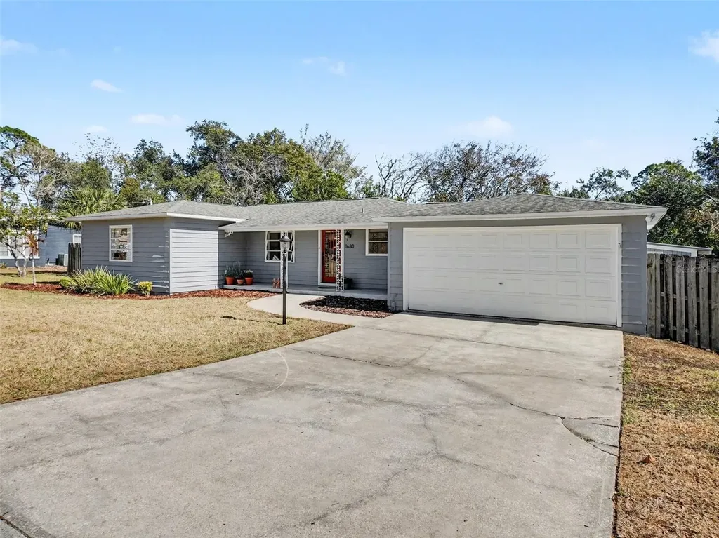 1630 Crestview Drive Mount Dora FL 32757