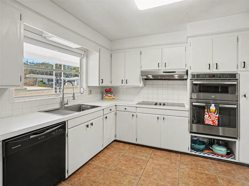 1630 Crestview Drive Mount Dora FL 32757
