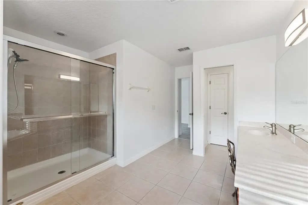 5295 Adair Oak Drive Orlando FL 32829
