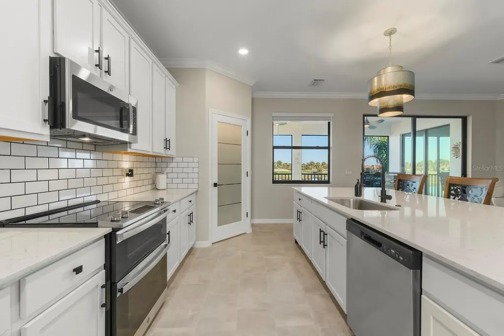 10812 Tarflower Drive Venice FL 34293