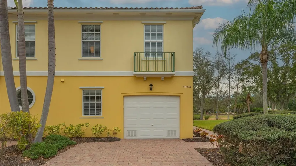 7944 Bergamo Avenue Sarasota FL 34238