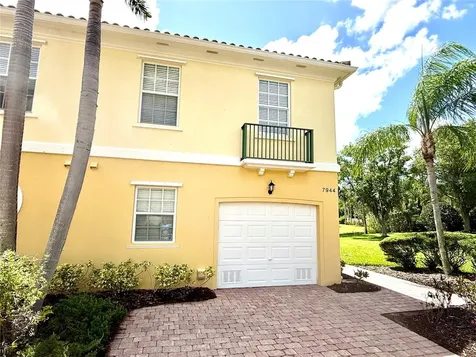 7944 Bergamo Avenue Sarasota FL 34238