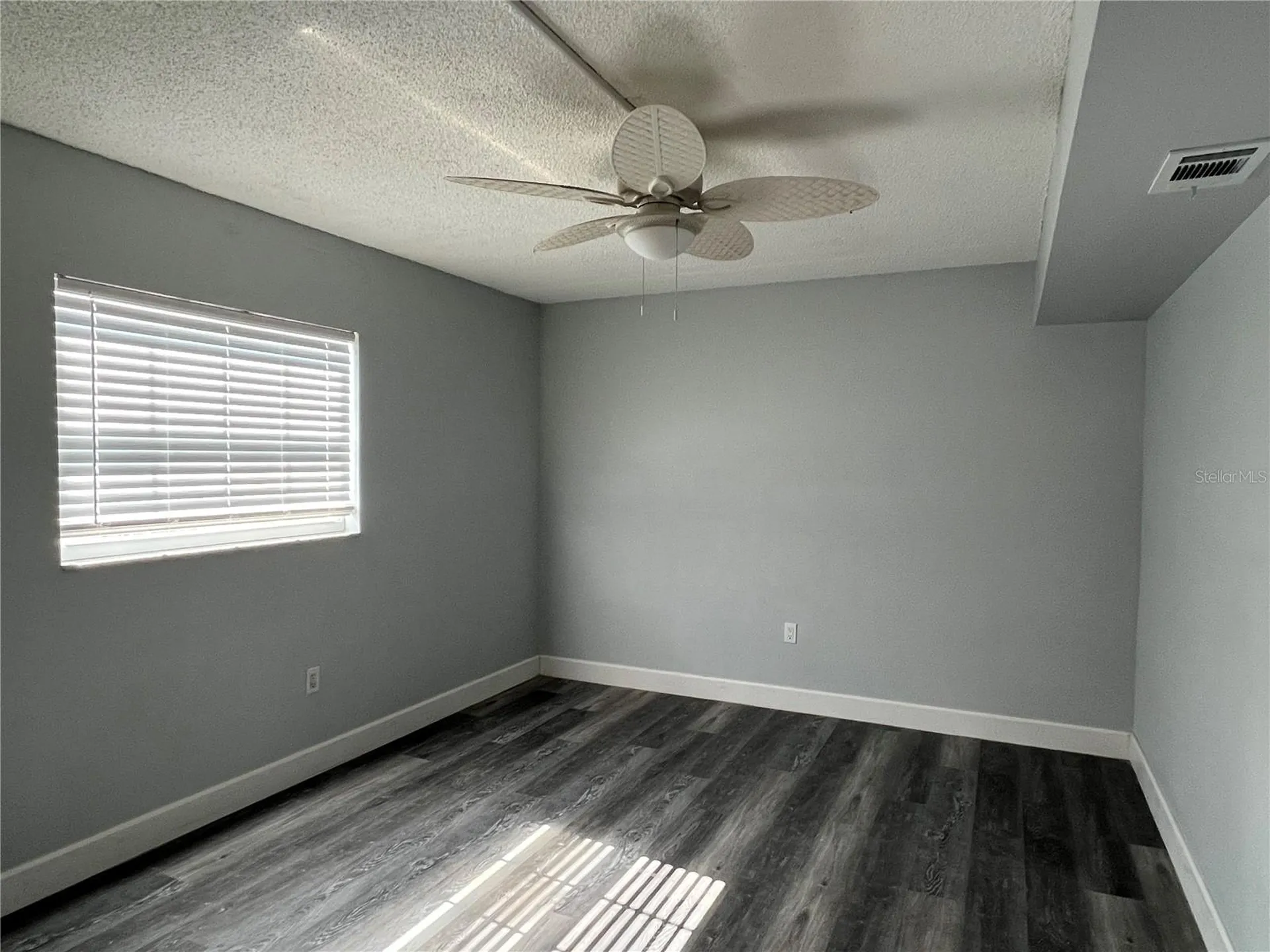 8825 Bay Pointe Drive Tampa FL 33615