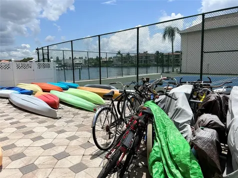 8825 Bay Pointe Drive Tampa FL 33615