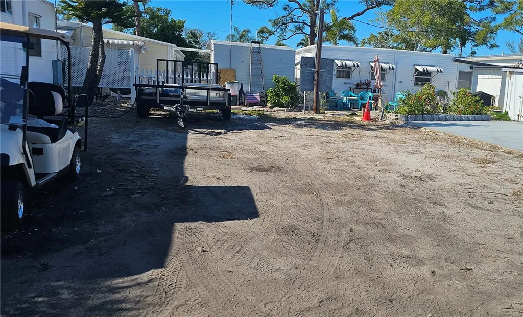 69 W 4th Street W Bradenton FL 34210