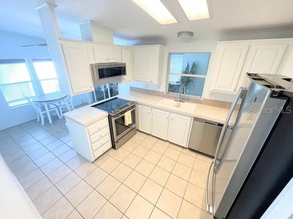 618 S Green Circle Venice FL 34285