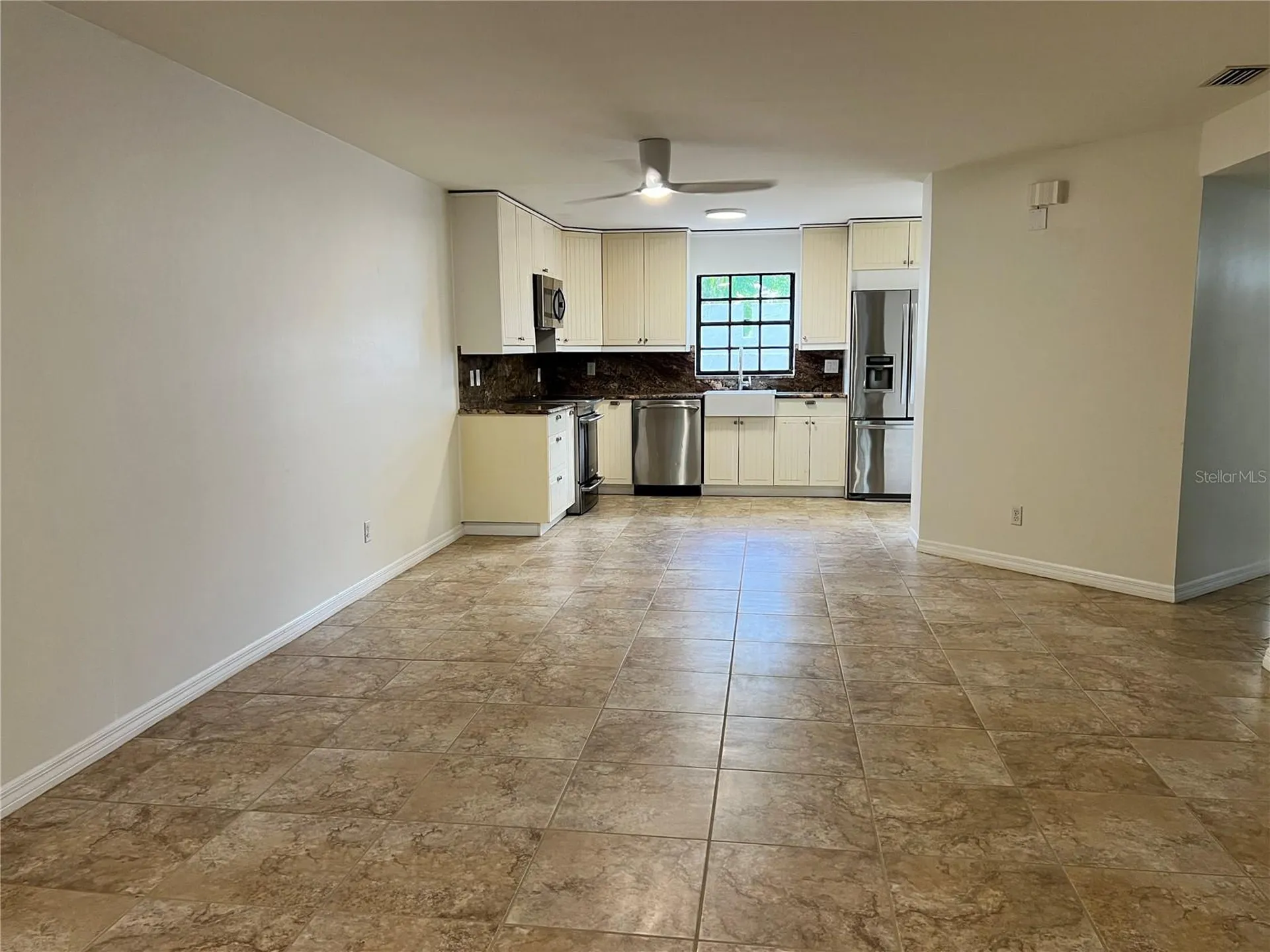 18714 Wimbledon Circle Lutz FL 33558