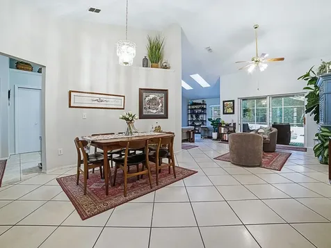 104 Vista Avenue Eustis FL 32726