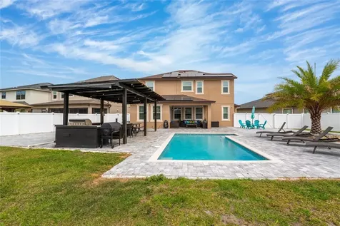 2424 Varenna Loop Kissimmee FL 34741