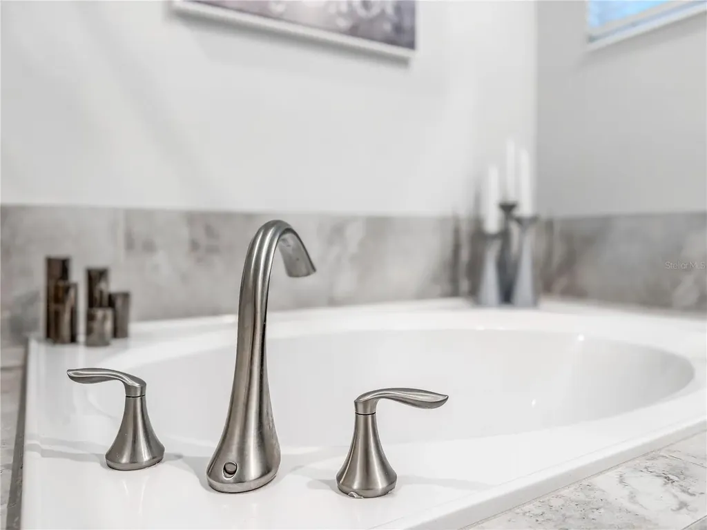 2537 Camden Park Circle Davenport FL 33837