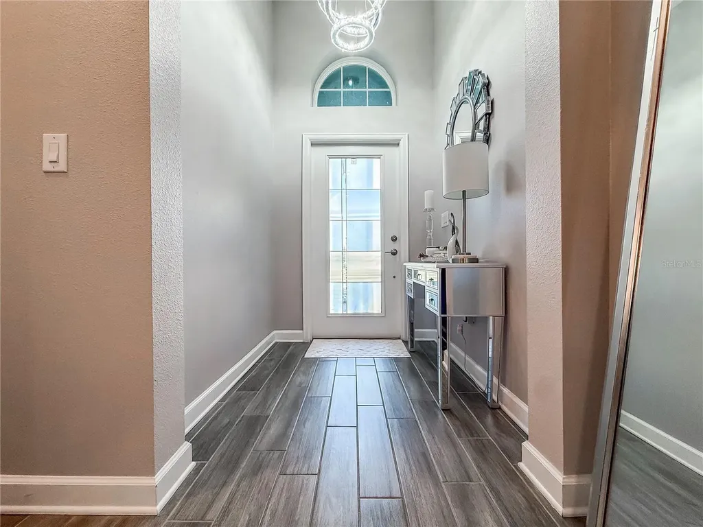 2537 Camden Park Circle Davenport FL 33837