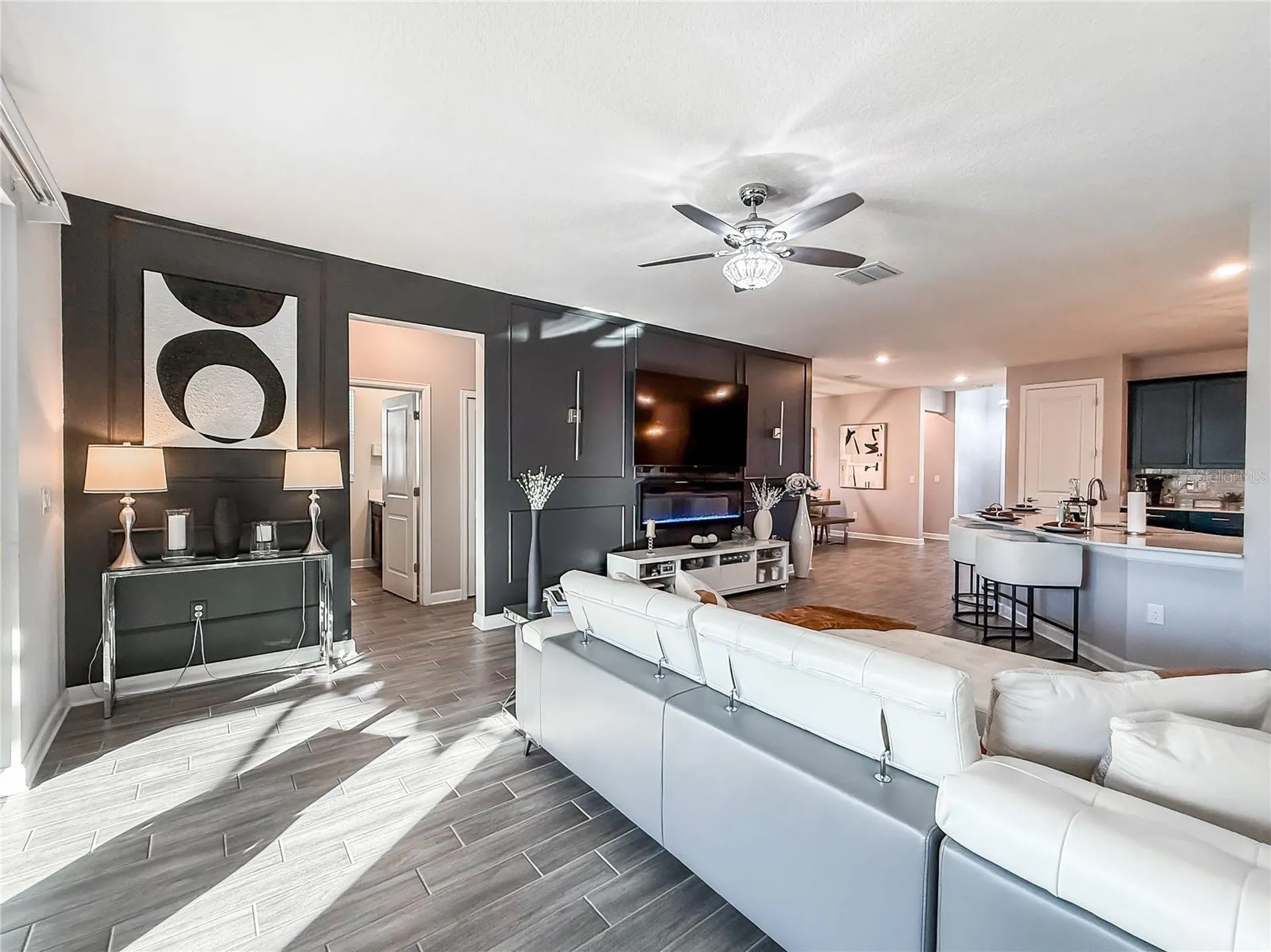 2537 Camden Park Circle Davenport FL 33837