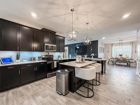 2537 Camden Park Circle Davenport FL 33837