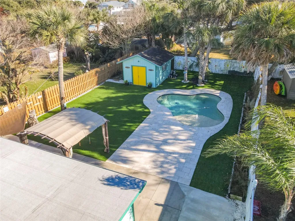 829 E 9th Avenue New Smyrna Beach FL 32169