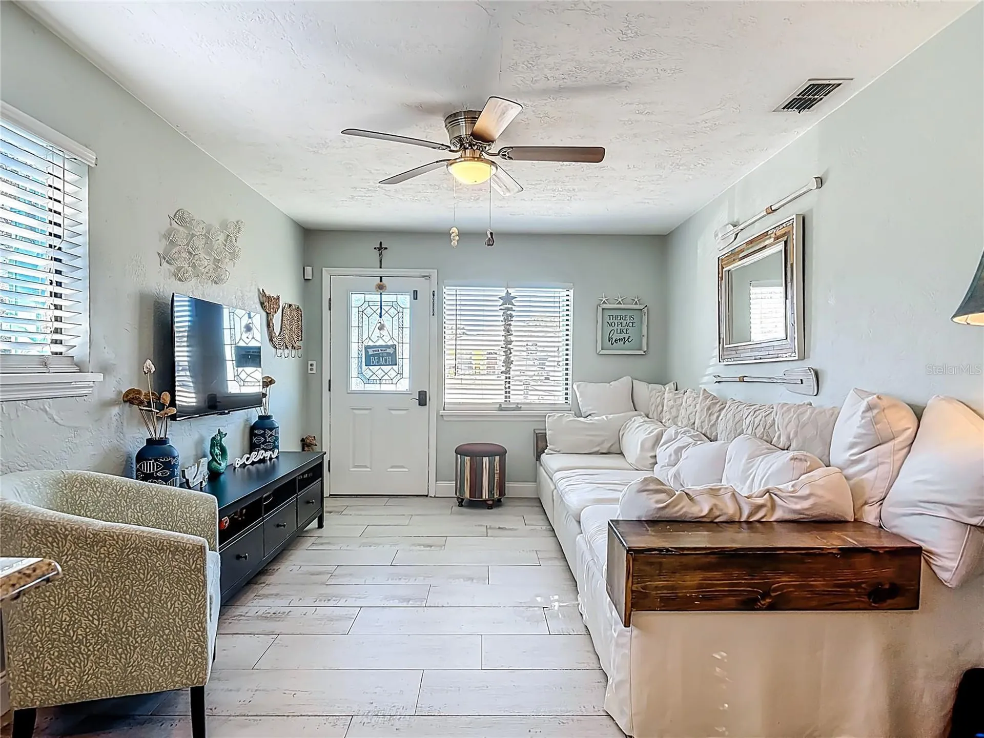 829 E 9th Avenue New Smyrna Beach FL 32169