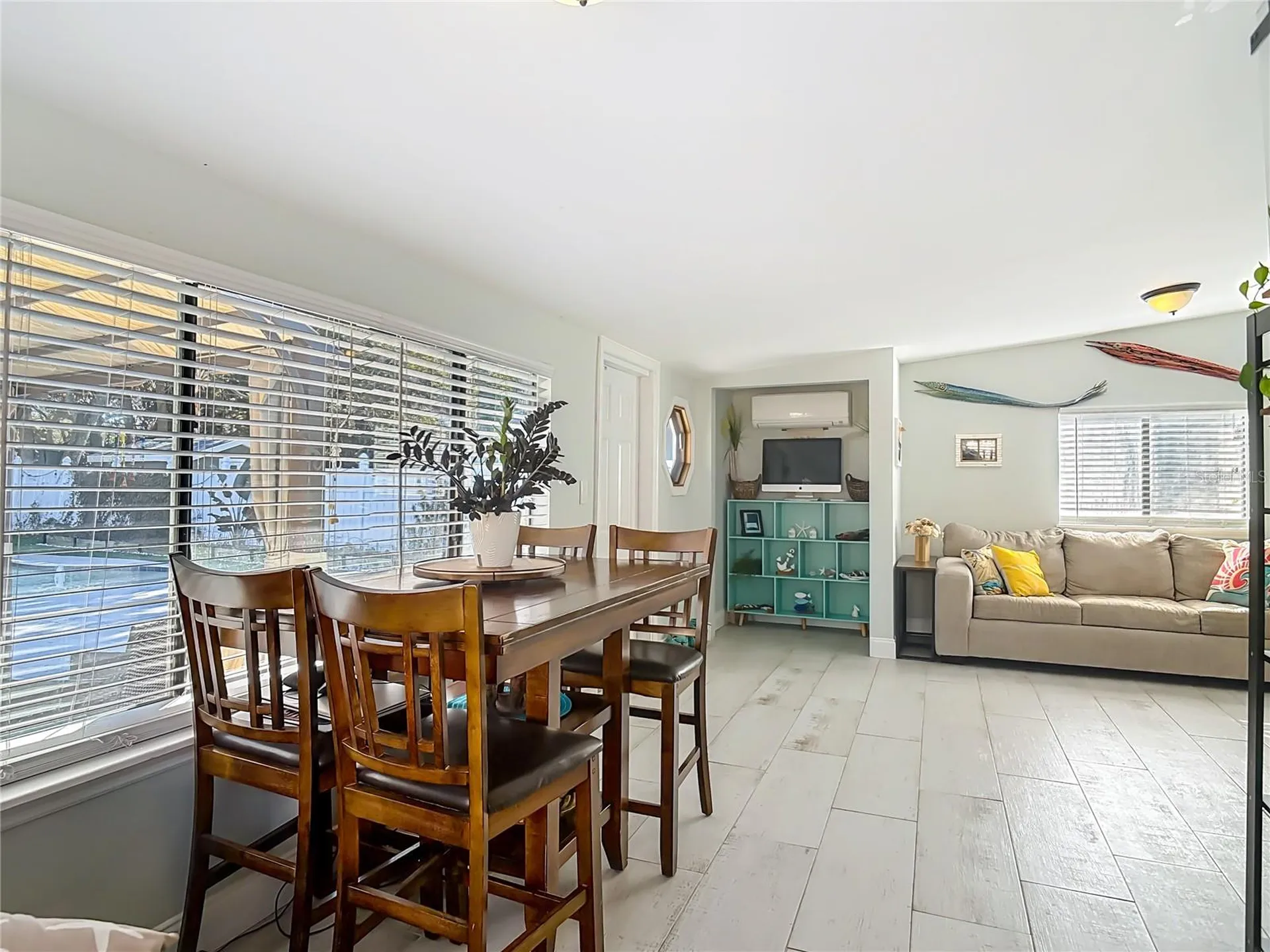 829 E 9th Avenue New Smyrna Beach FL 32169