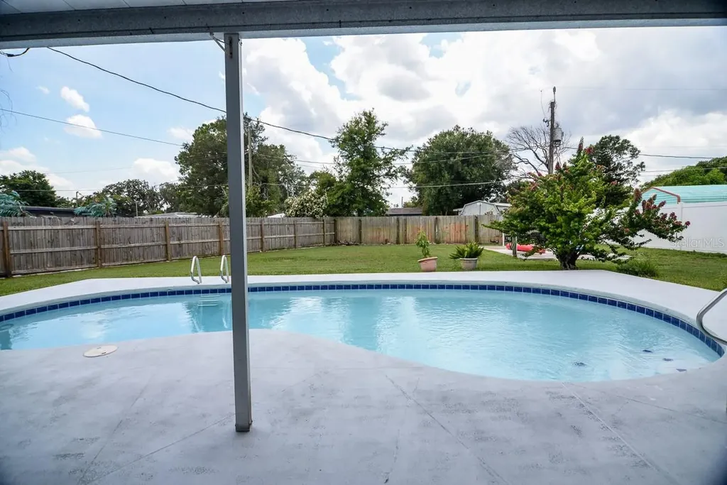 103 Dellwood Drive Kissimmee FL 34744