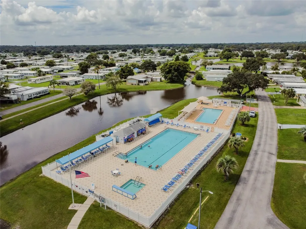 36946 Grace Avenue Zephyrhills FL 33542