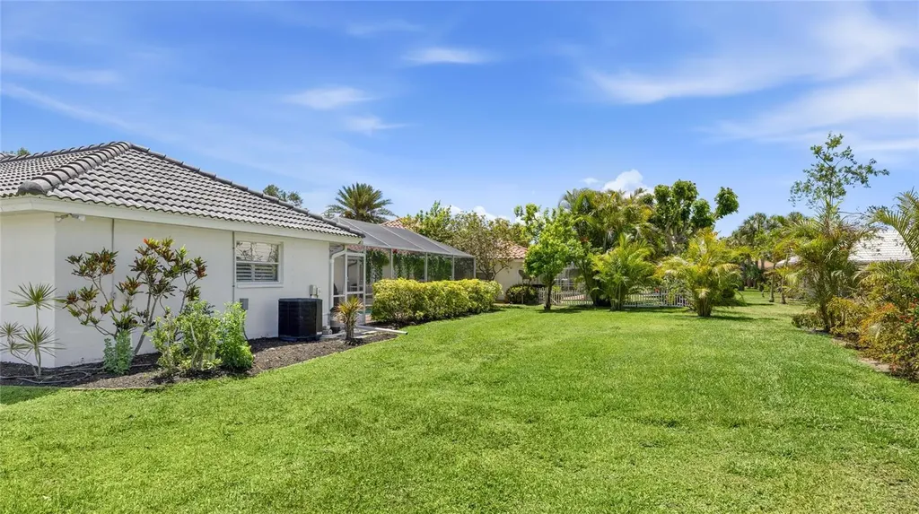 373 Roseling Circle Venice FL 34293
