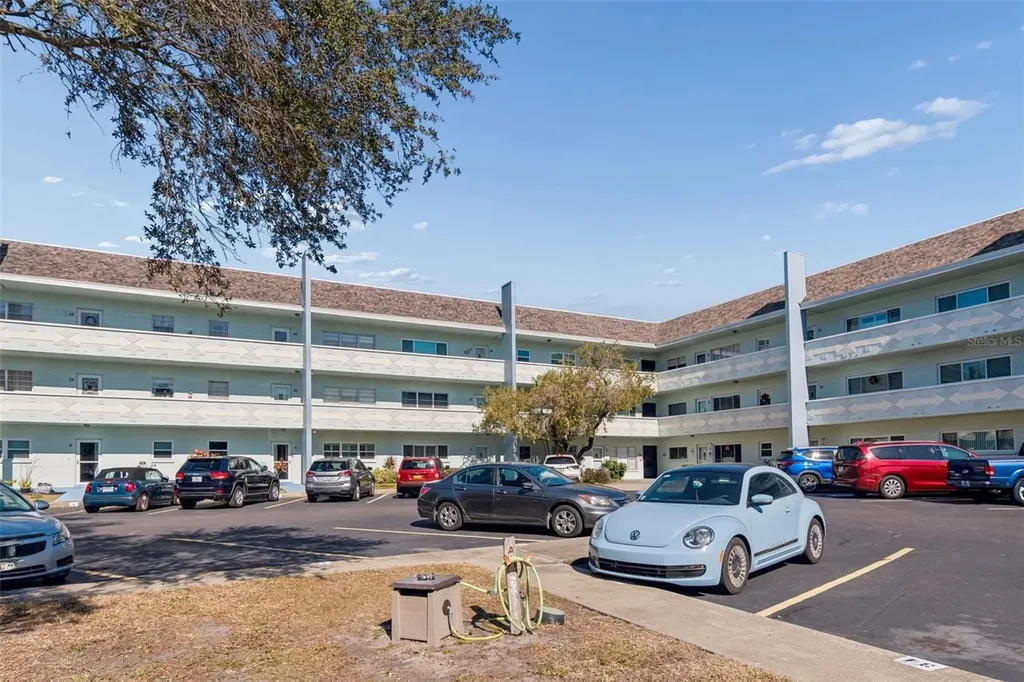 2254 Norwegian Drive Clearwater FL 33763