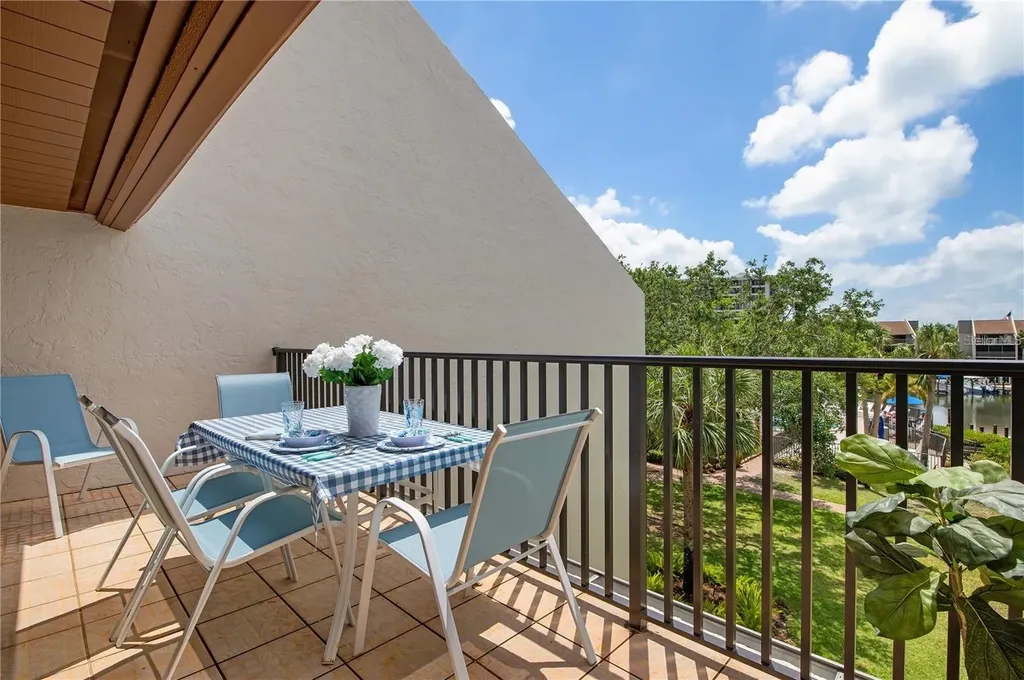 1400 Cove II Place Sarasota FL 34242