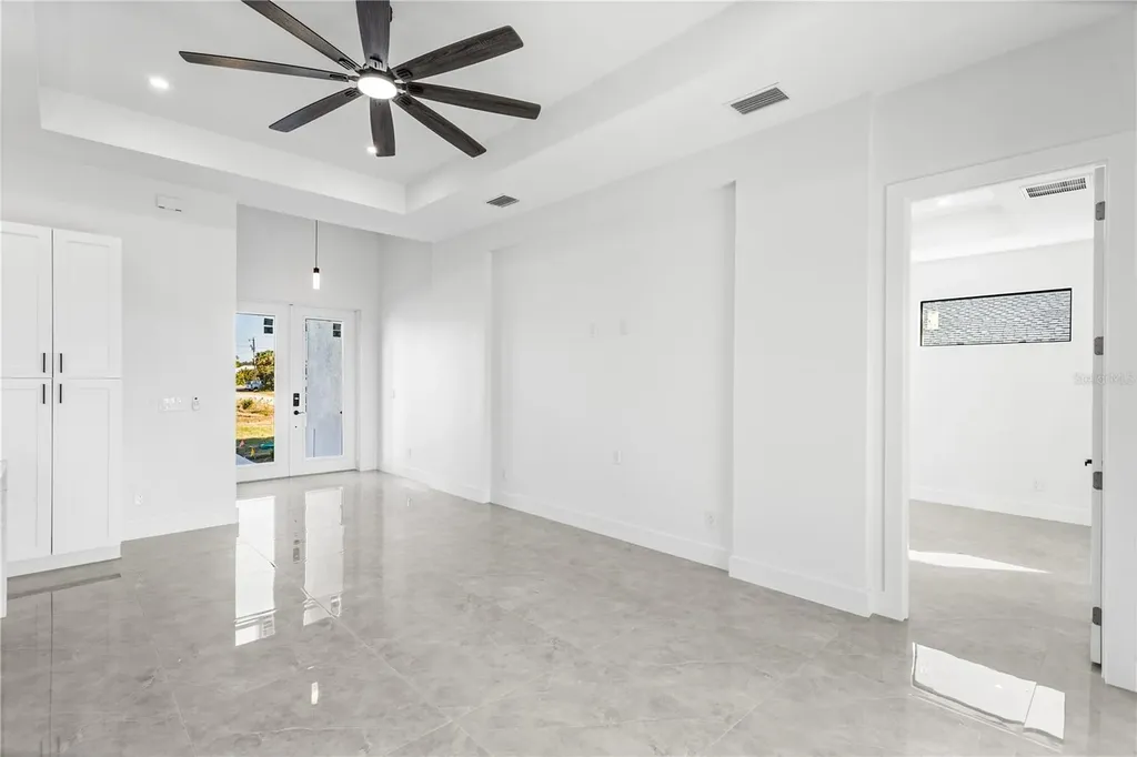 3318 NE 13th Place Cape Coral FL 33909