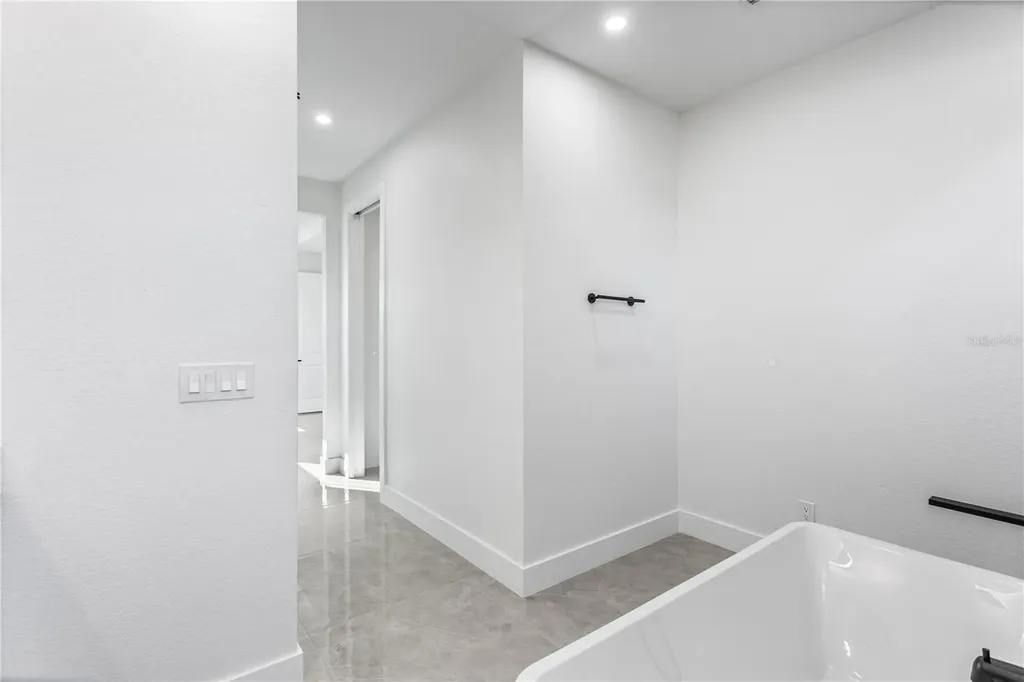 3318 NE 13th Place Cape Coral FL 33909