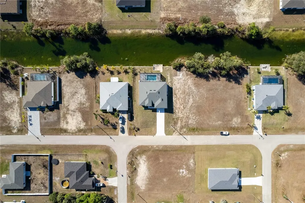 3318 NE 13th Place Cape Coral FL 33909