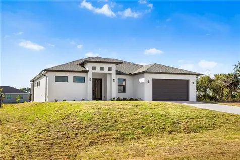 3318 NE 13th Place Cape Coral FL 33909