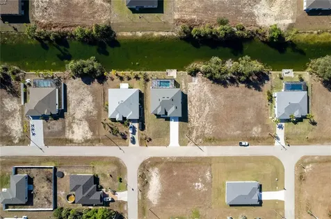 3318 NE 13th Place Cape Coral FL 33909
