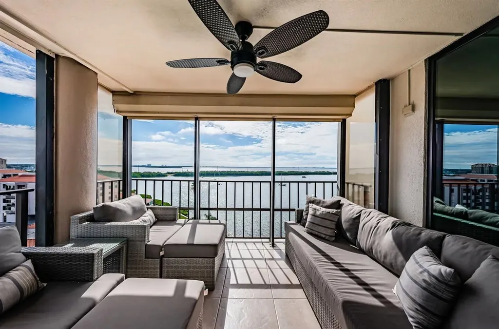 6291 Bahia Del Mar Circle St Petersburg FL 33715